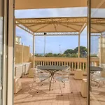 Lejlighedshotel Residenza Al Porto Con Parcheggio 3*