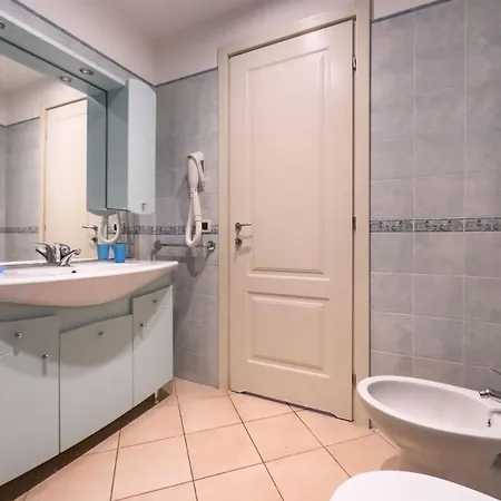 Residenza Al Porto Con Parcheggio 3* Споторно