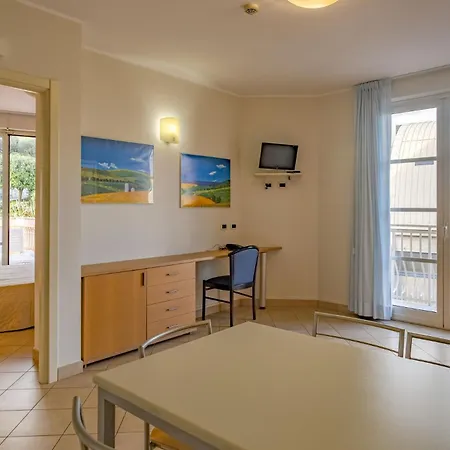 Апарт-отель Residenza Al Porto Con Parcheggio 3*