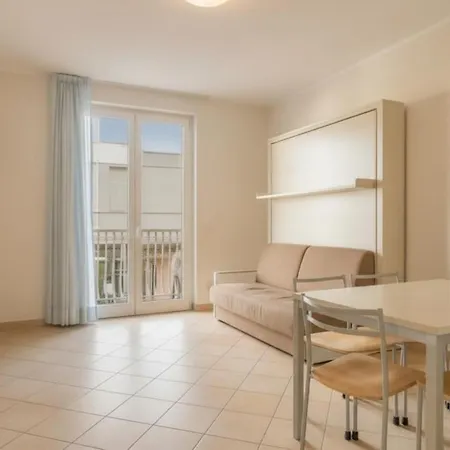 Residenza Al Porto Con Parcheggio Споторно