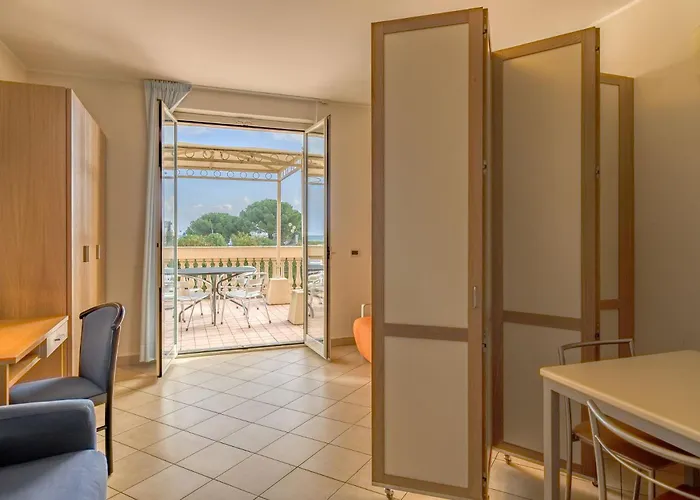 Aparthotel Residenza Al Porto 3*