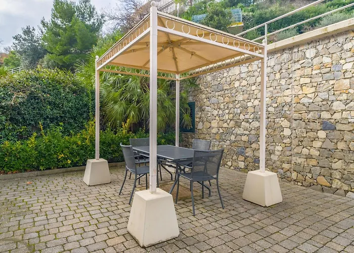 Residenza Al Porto Con Parcheggio 3* Spotorno