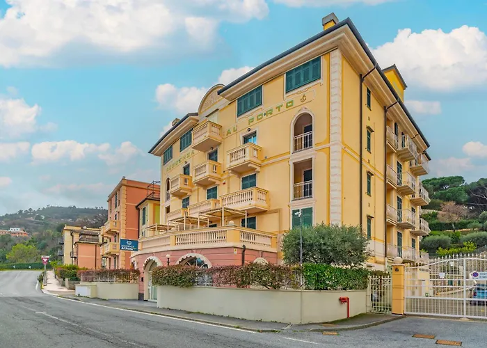 Residenza Al Porto Con Parcheggio Hotel apartamentowy