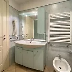 Aparthotel Residenza Al Porto Con Parcheggio