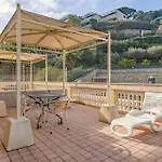 Residenza Al Porto Con Parcheggio Spotorno