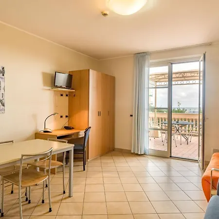 Residenza Al Porto 3* Spotorno