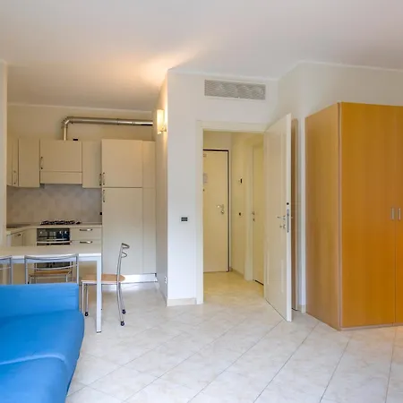 Residenza Al Porto Con Parcheggio Spotorno