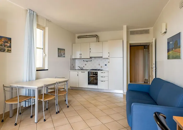 Lägenhetshotell Residenza Al Porto Con Parcheggio Spotorno