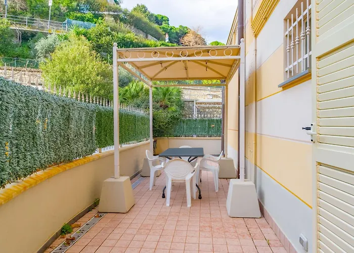 Residenza Al Porto Con Parcheggio 3*