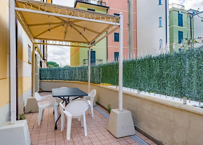Residenza Al Porto Con Parcheggio Spotorno