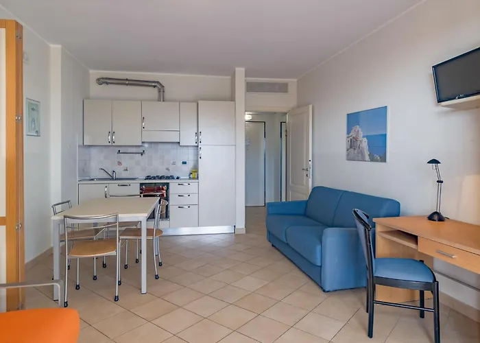 Residenza Al Porto Con Parcheggio 3*