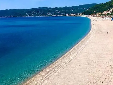 Residenza Al Porto Con Parcheggio Lägenhetshotell 3*