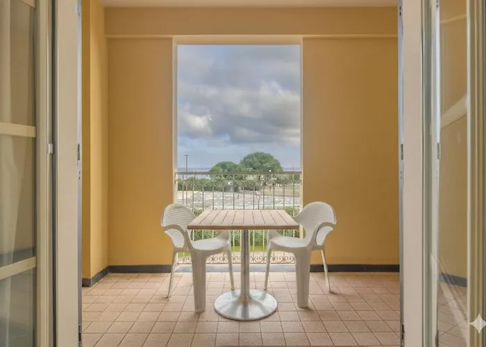 Residenza Al Porto Con Parcheggio 3* Spotorno