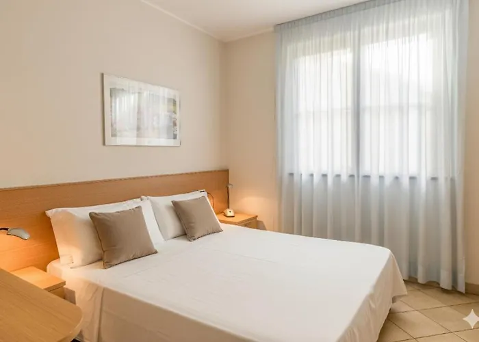 Residenza Al Porto Con Parcheggio Lägenhetshotell Spotorno